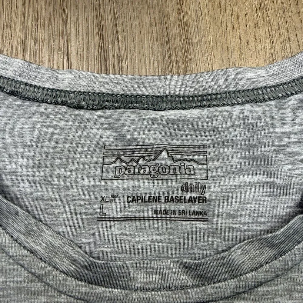 Patagonia Capilene Daily Shirt Mens XL Gray Short Sleeve Baselayer Training Tee - Picture 5 of 11